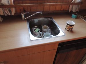 Small sink, separate drainer